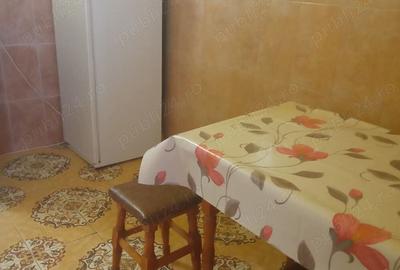 Vand apartament 2 camere, zona STADION - 1