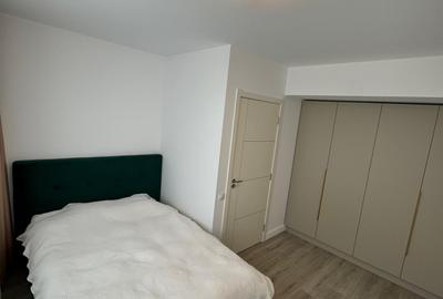 Penthouse cu 3 camere semidecomandat în Aviației - 6