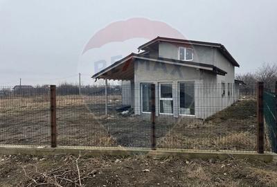 Casă cu 6 camere cu Teren 2952 Mp în Colceag - 13