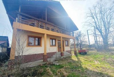 Casa D+P+M, situata in Arcani (Campofeni) - 3