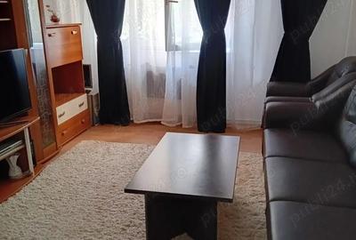 Apartament cu 2 camere decomandat în Cetatea - 3
