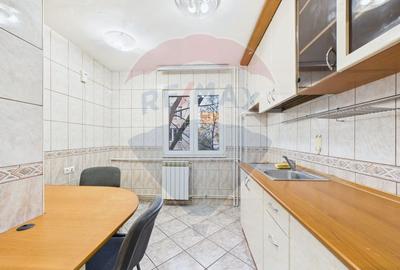 Apartament cu 4 camere de vanzare - Zona Nicolae Grigorescu - 8