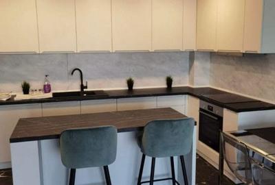 Apartament cu 3 camere semidecomandat în Central - 9