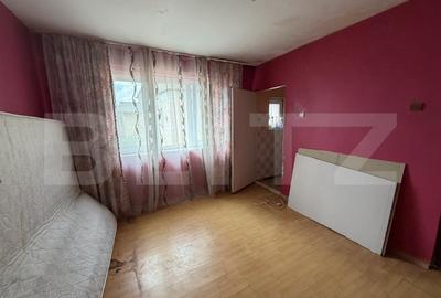 Apartament cu 2 camere semidecomandat în 9 Mai