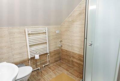 Casă cu 5 camere cu Teren 249 Mp în Pielești - 5