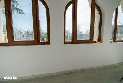 Casă cu 4 camere cu Teren 1000 Mp în Mitreni - 1