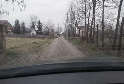 Teren de 3900 mp, în Cătămărești - 2