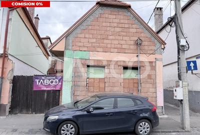 Casă individuală cu 6 camere cu Teren 220 Mp în Orașul de Jos