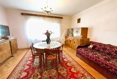 Casa  6 camere de vanzare str Samuel Micu Talmaciu - 2