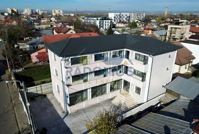 Casă individuală cu 12 camere cu Teren 450 Mp în Nord - 1