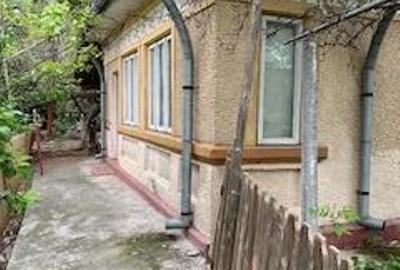 Casă cu 3 camere cu Teren 1400 Mp în Amara - 4