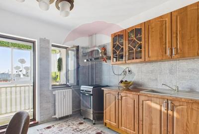 Apartament cu 4 camere decomandat, mobilat în P-ța Alba Iulia - 9