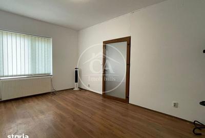 Spațiu comercial, de 64 mp, în Central - 6