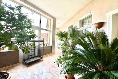 Spațiu comercial, de 210 mp, în Central - 2