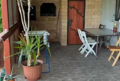 Casă cu Teren 300 Mp în Horia - 2