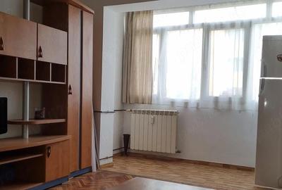 Apartament cu 2 camere decomandat în Central - 1