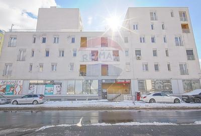 Apartament cu 2 camere decomandat, mobilat în Tractorul - 15