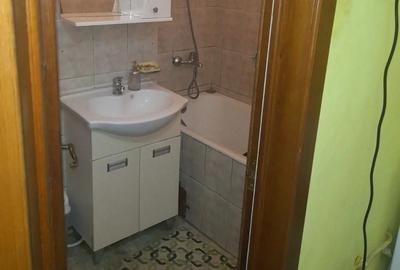 Inchiriez ap 2 camere Panduri - 2