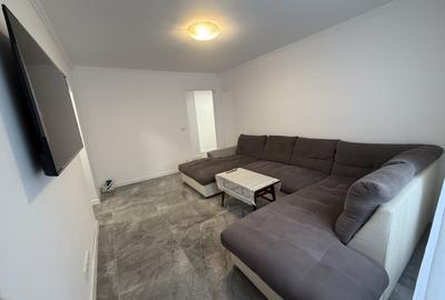 Apartament cu 3 camere semidecomandat, mobilat în Pantelimon