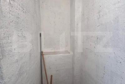 Apartament cu 3 camere decomandat în Gruia - 8