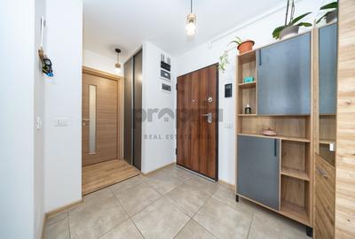 Apartament cu 2 camere, mobilat în Tractorul - 14