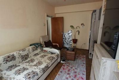 Apartament cu 4 camere decomandat în Traian - 5