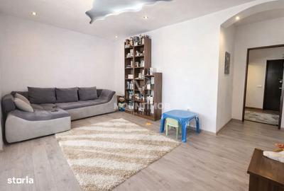 Apartament cu 2 camere decomandat, mobilat în Tractorul