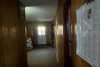 Casă spațioasă de vânzare în Azuga – 9 camere, 6 băi, vedere la Munții Bucegi - 11