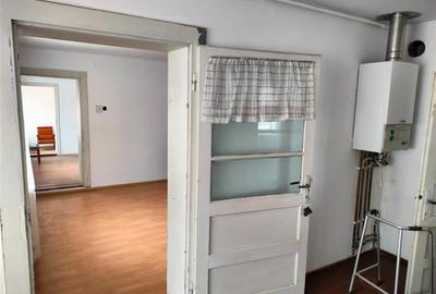 Oportunitate! Casa spatioasa cu teren generos, in Halchiu, Brasov - 3