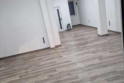 Spațiu comercial, de 42 mp, în Șelimbăr - 2