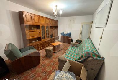 Apartament cu 3 camere decomandat în Șega