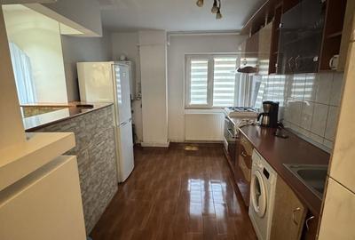 Apartament cu 3 camere decomandat în Rolast - 2