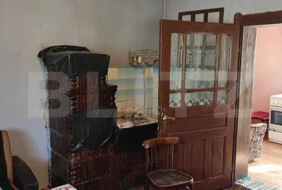 Casa cu 3 camere bucatarie si Baie 70 mp ?i teren de 1300mp - 4