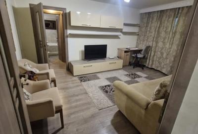 Apartament cu 2 camere semidecomandat în Rovine