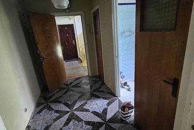 Apartament cu 3 camere semidecomandat în 1 Decembrie 1918 - 3