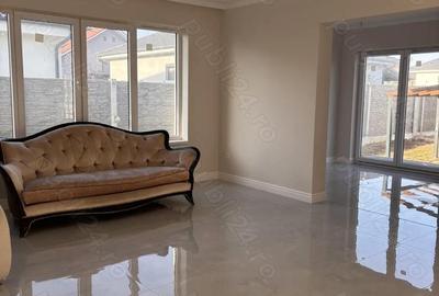 Casă cu Teren 490 Mp în Central - 5