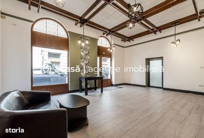 Spațiu comercial, de 68 mp, în Central - 4