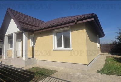 Domnesti - Ghioceilor/ Vila noua 3 camere/ 2 bai /bucatarie/ terasa /loc parcare - 2