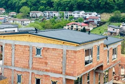 Duplex cu 4 camere cu Canalizare în Florești - 2