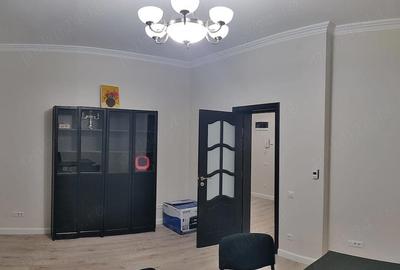 Spațiu comercial, de 72 mp, în Central