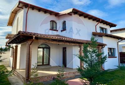 Casă cu 4 camere cu Teren 328 Mp în Golești - 3