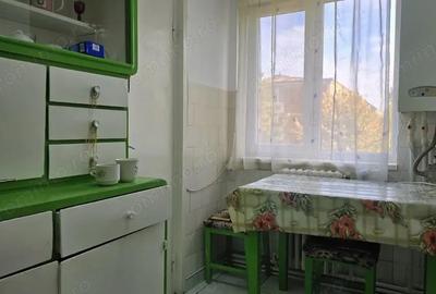 Apartament cu 3 camere semidecomandat în Zamfirescu - 8