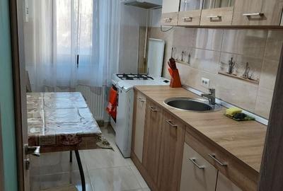 Apartament cu 2 camere decomandat în Universității - 2