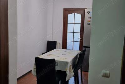 OFER spre inchiriere 3 camere - 3