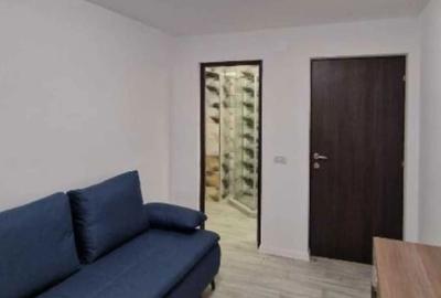 Apartament cu 3 camere decomandat în Central - 1