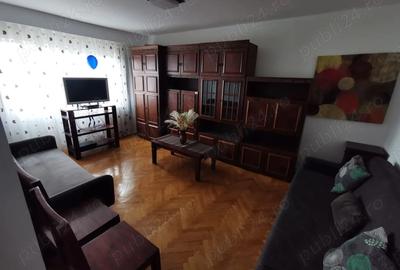Apartament cu 3 camere decomandat în Zorilor - 2