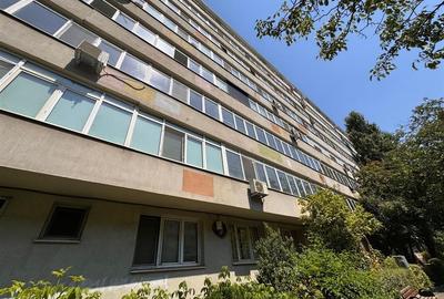 Garsonieră decomandată în 1 Mai - 9