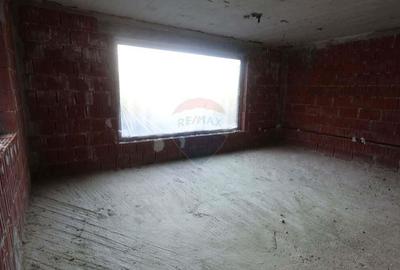 Casa / Vila cu 6 camere de vanzare - 2