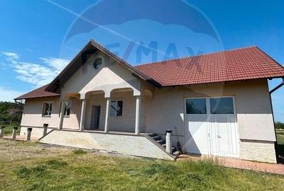 Casă cu 5 camere de vânzare - 6