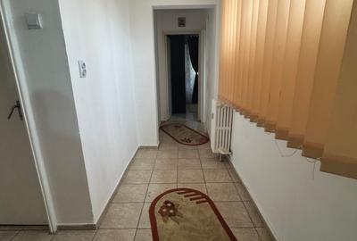 Apartament 2 cam - Bloc anvelopat - Necesita renovare - Decomandat - 5